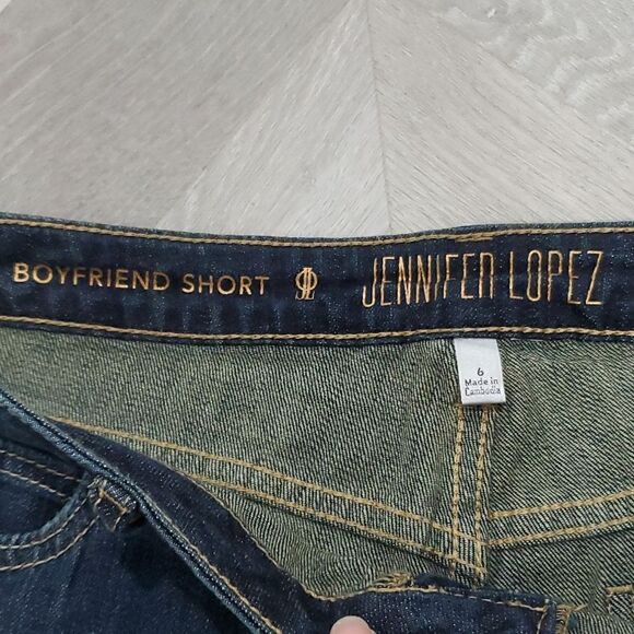 Jennifer Lopez, Denim, Boyfriend Distressed Shorts, Nwot,  Size 6 - Picture 2 of 5